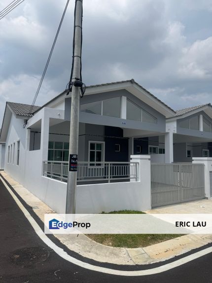 Bandar putra @ Kulai single storey Terrence house end lot for sale 
古来全新单层排屋出售, Pahang, Kuantan