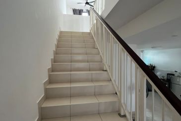 Taman Austin Duta @ Mount Austin Double Storey Terrence house For Sale 