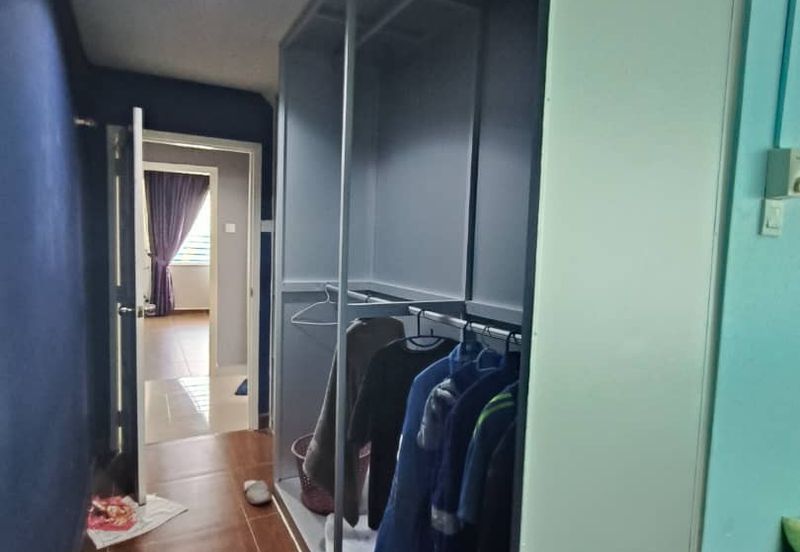 Country Tower Condominium