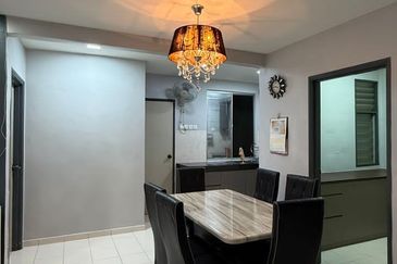 Villa Krystal, Bandar Selesa Jaya