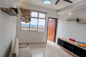 Villa Krystal, Bandar Selesa Jaya