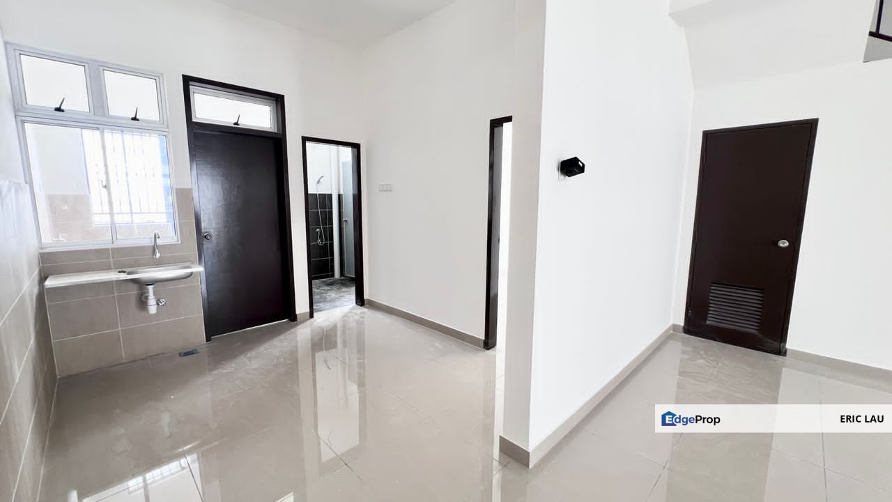 Citrine Hills @ Kangkar Pulai cluster house for rent , Johor, Skudai