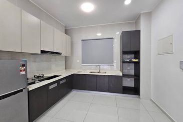 Amberside @ Country Gardens 3bedroom 