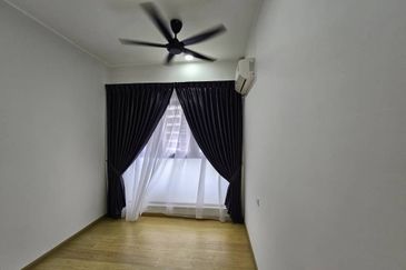 Amberside @ Country Gardens 3bedroom 