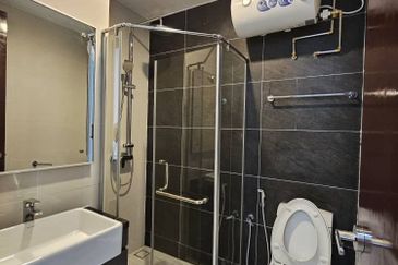 Amberside @ Country Gardens 3bedroom 