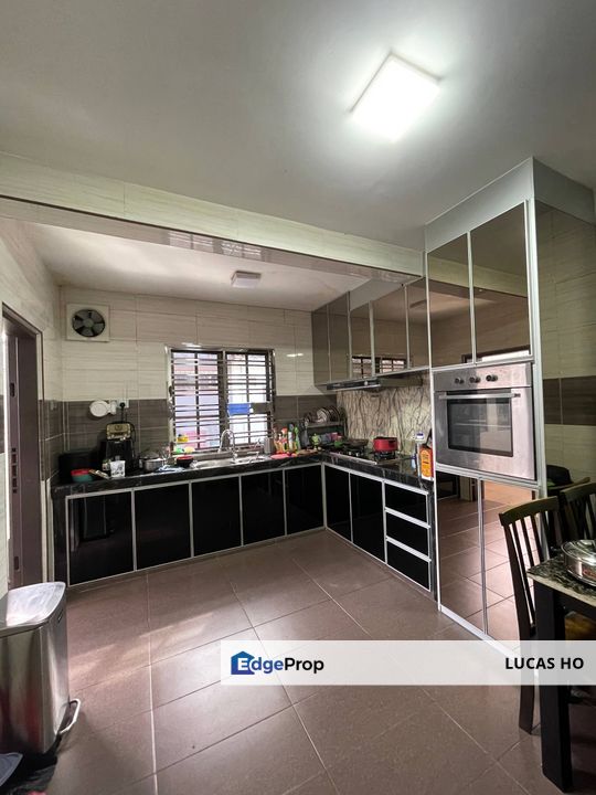 Tampoi Indah Renovated Rm200K 2storey RM698k, Johor, Tampoi