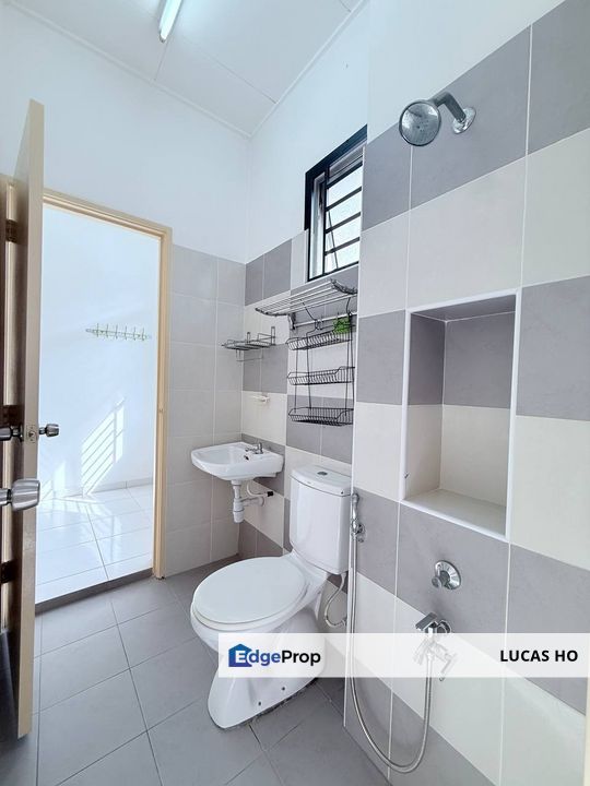 Jln Bayu@Taman Nusa Bayu 2Storey Fully renovation Rm638K, Johor, 