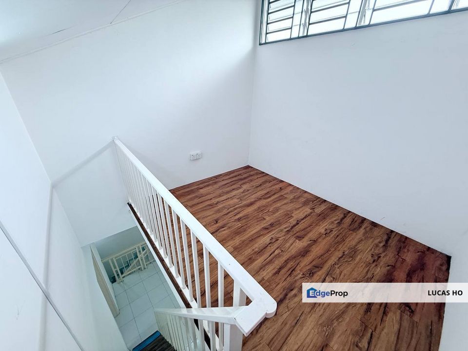 Jln Bayu@Taman Nusa Bayu 2Storey Fully renovation Rm638K, Johor, 