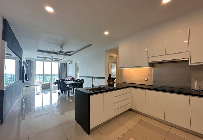 The Shore Hotel & Residences