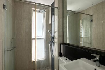 The Shore Hotel & Residences