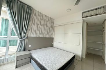 The Shore Hotel & Residences