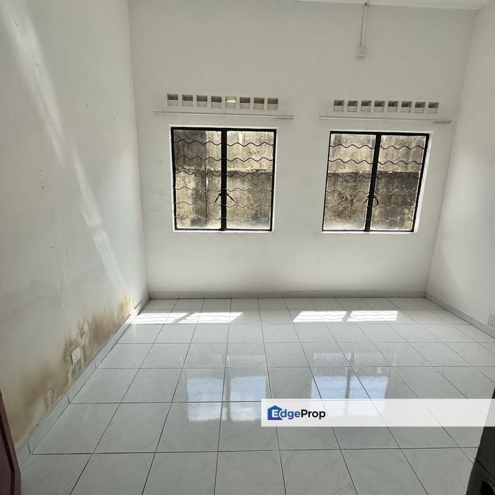 Taman Sunrise Kluang Single Storey Semi D For Rent, Johor, Kluang