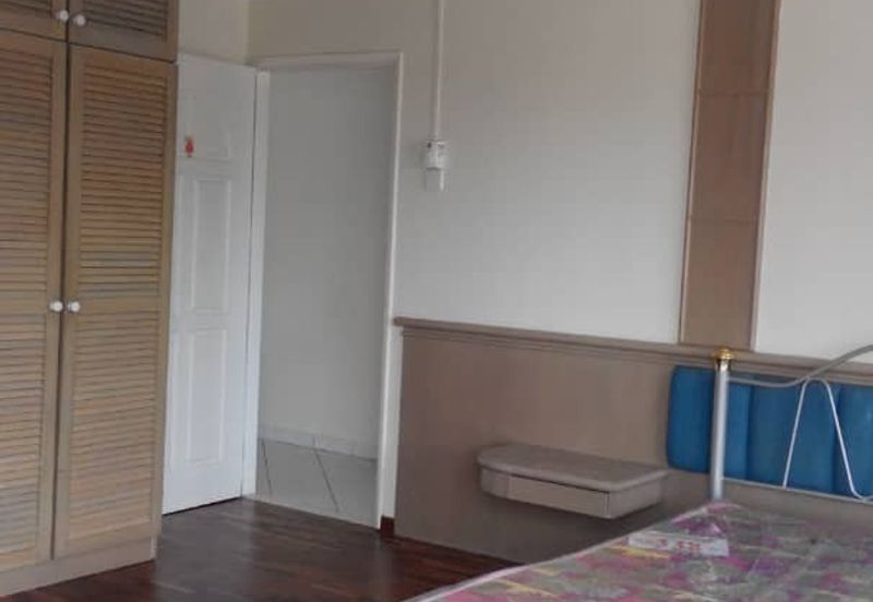 Pasir Mutiara Condominium