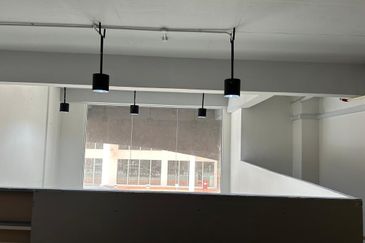 Ayer Keroh Commercial Centre