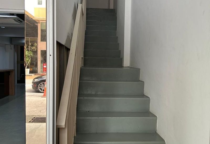 Ayer Keroh Commercial Centre