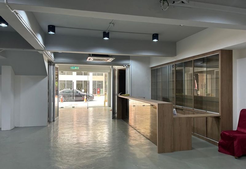 Ayer Keroh Commercial Centre