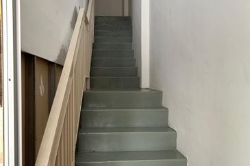 Ayer Keroh Commercial Centre