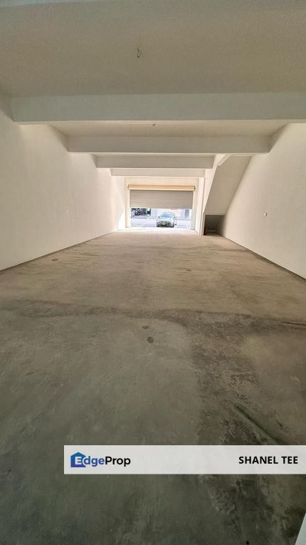 Kluang Perdana 2 Storey Shop Lot For Rent, Johor, Kluang