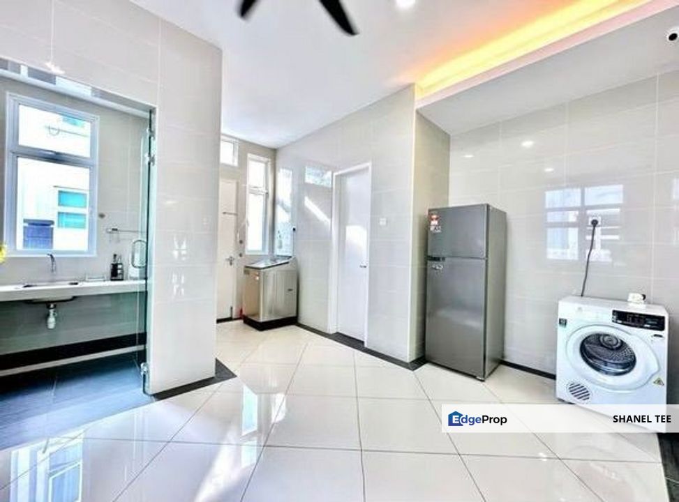 Kayangan Villa @ Klebang 3 Storey Bungalow House For Sale, Melaka, Klebang