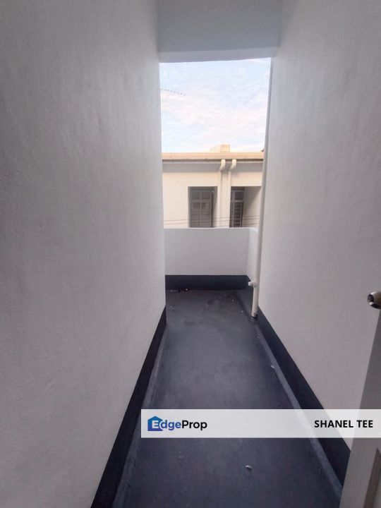 Taman Mengkibol Johor Double Storey Terrace House For Sale, Johor, Kluang