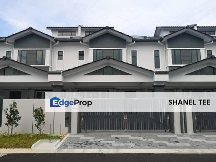 Taman Tasik Indah, Kluang Double Storey House For Sale, Johor, Kluang