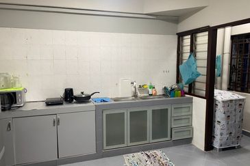 Pasir Mutiara Condominium