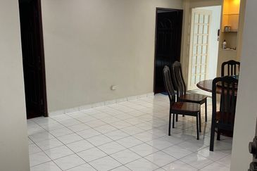 Pasir Mutiara Condominium