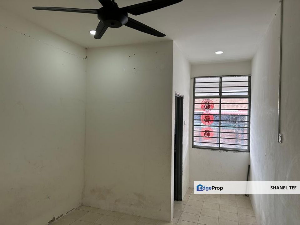 Taman Seri Impian Kluang House For Sale, Johor, Kluang