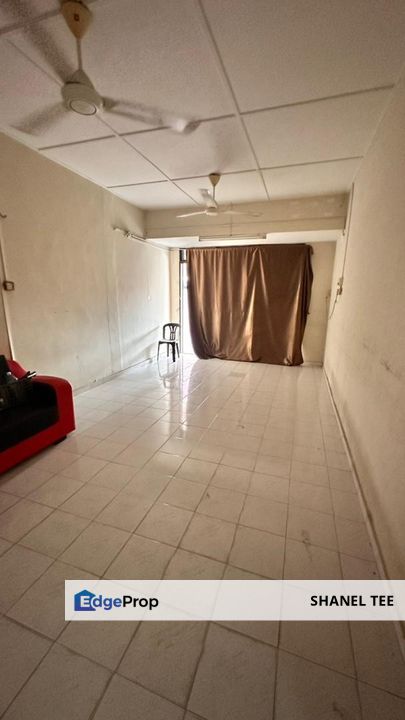 Taman Lian Seng Kluang 1.5 Storey Terrace House For Sale, Johor, Kluang