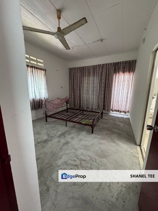 Taman Dato Amar Diraja Kluang Double Storey Terrace House For Sale, Johor, Kluang