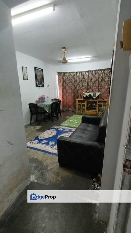 Haji Manan Flat Kluang Johor For Sale, Johor, Kluang