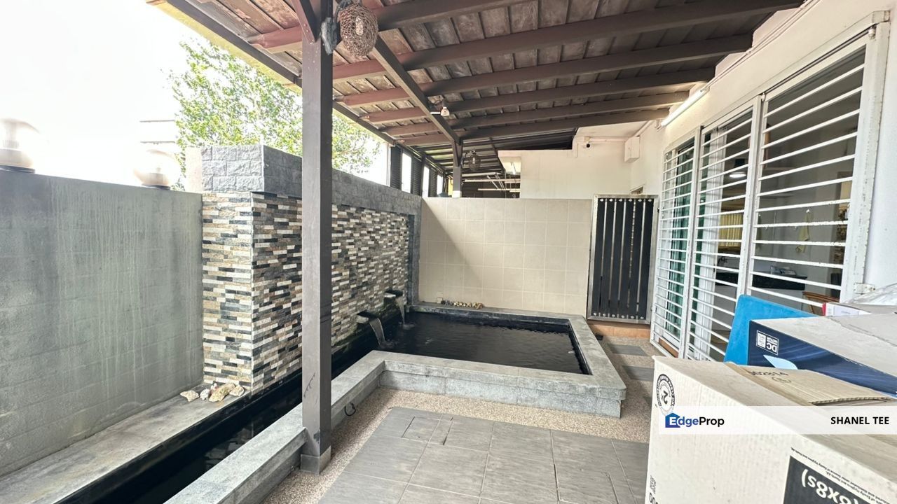 Taman Titiwangsa Double Storey Semi D House For Sale, Johor, Kluang