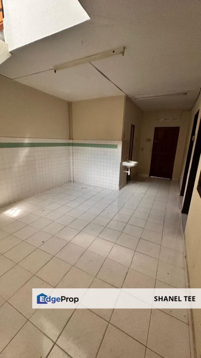 Taman Lian Seng Single Storey Terrace House For Sale, Johor, Kluang