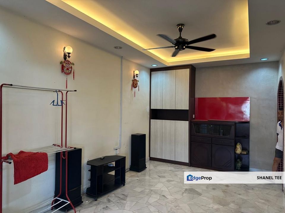 Taman Intan Kluang Single Storey Terrace House For Sale, Johor, Kluang