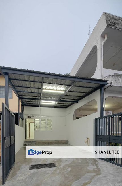Taman Megah Kluang 2-Storey Terrace House For Sale, Johor, Kluang