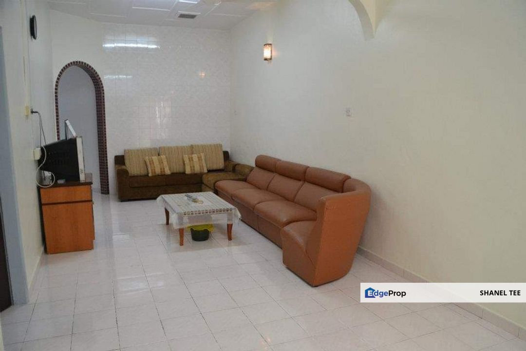 Taman Intan Kluang Single Storey Terrace House For Sale, Johor, Kluang