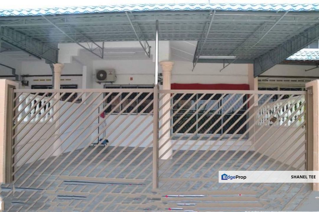 Taman Intan Kluang Single Storey Terrace House For Sale, Johor, Kluang