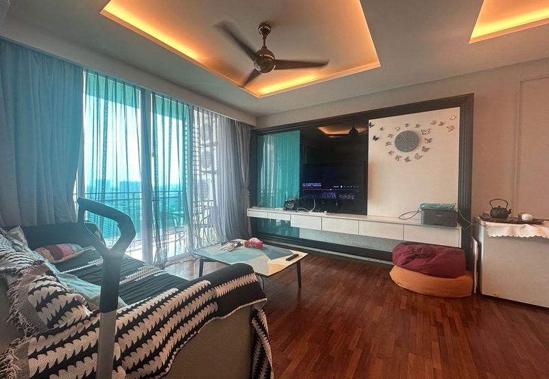 The Shore Hotel & Residences