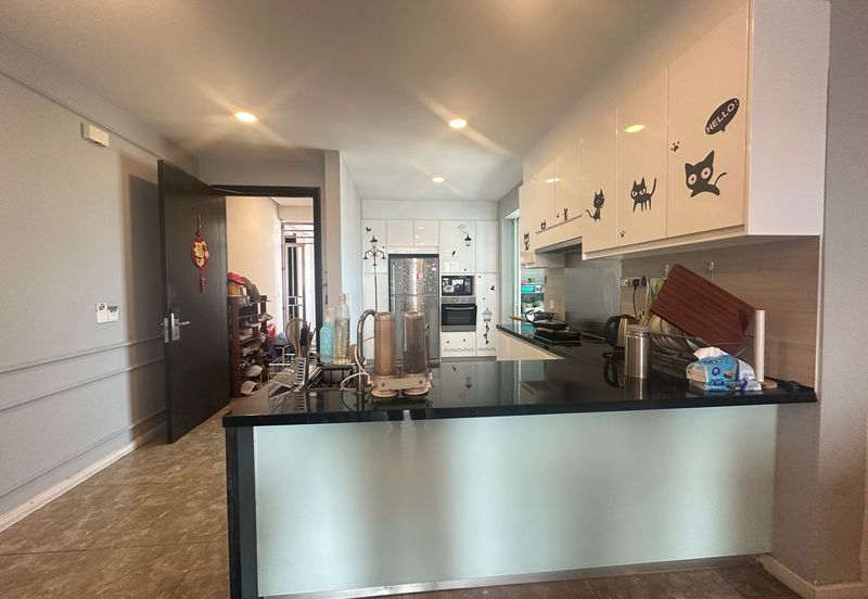 The Shore Hotel & Residences