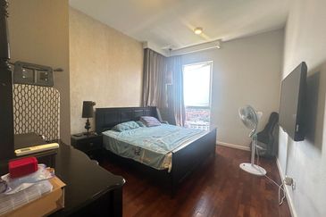 The Shore Hotel & Residences