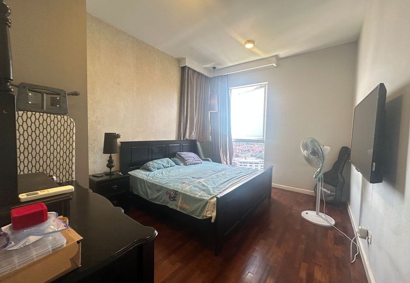 The Shore Hotel & Residences