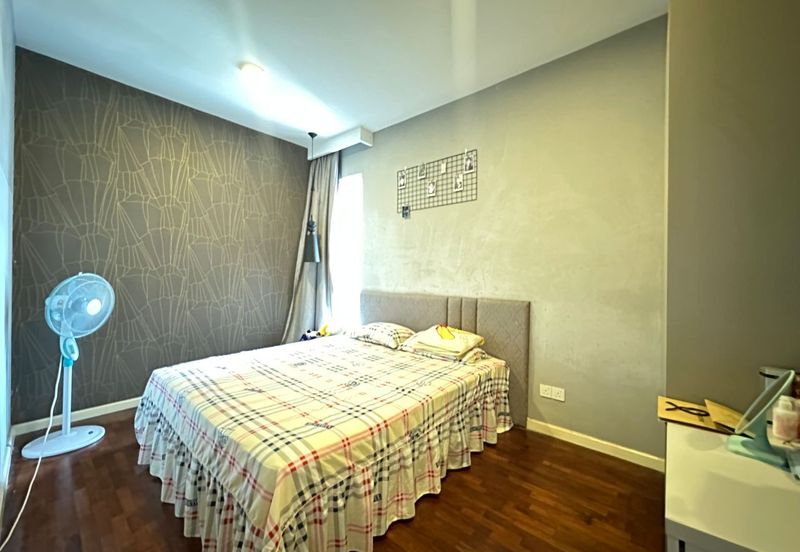 The Shore Hotel & Residences