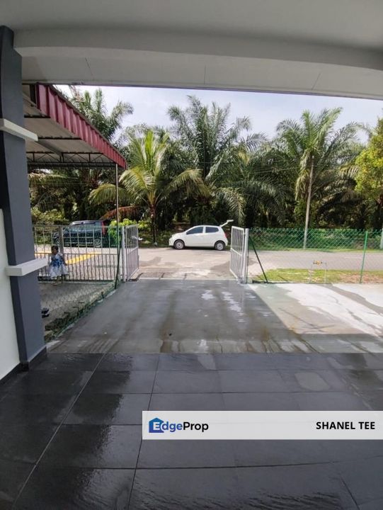 Taman Tiara Perdana Single Storey Terrace House For Sale End Lot, Johor, Simpang Renggam