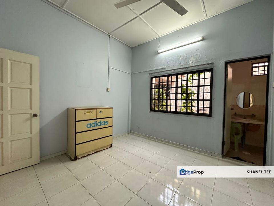 Taman Tan Leng Ann Semi-D House For Sale, Johor, Segamat