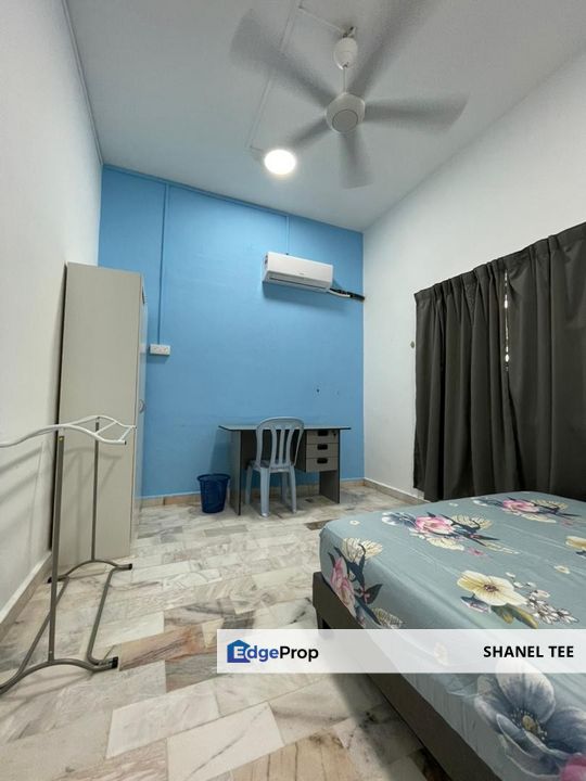 Jalan Bunga Raya Segamat Double Storey Terrace House For Sale End Lot, Johor, Segamat