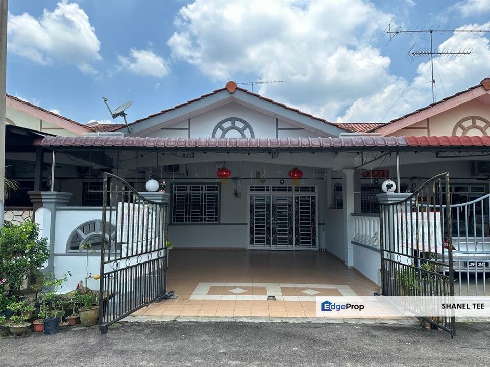 Taman Pelangi Kluang Single Storey Terrace House For Sale, Johor, Kluang
