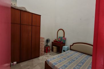 Taman Suria, Bukit Siput