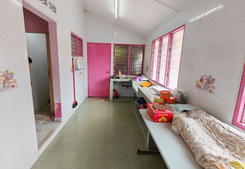 Taman Suria, Bukit Siput