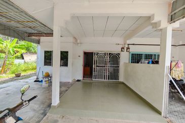 Taman Suria, Bukit Siput