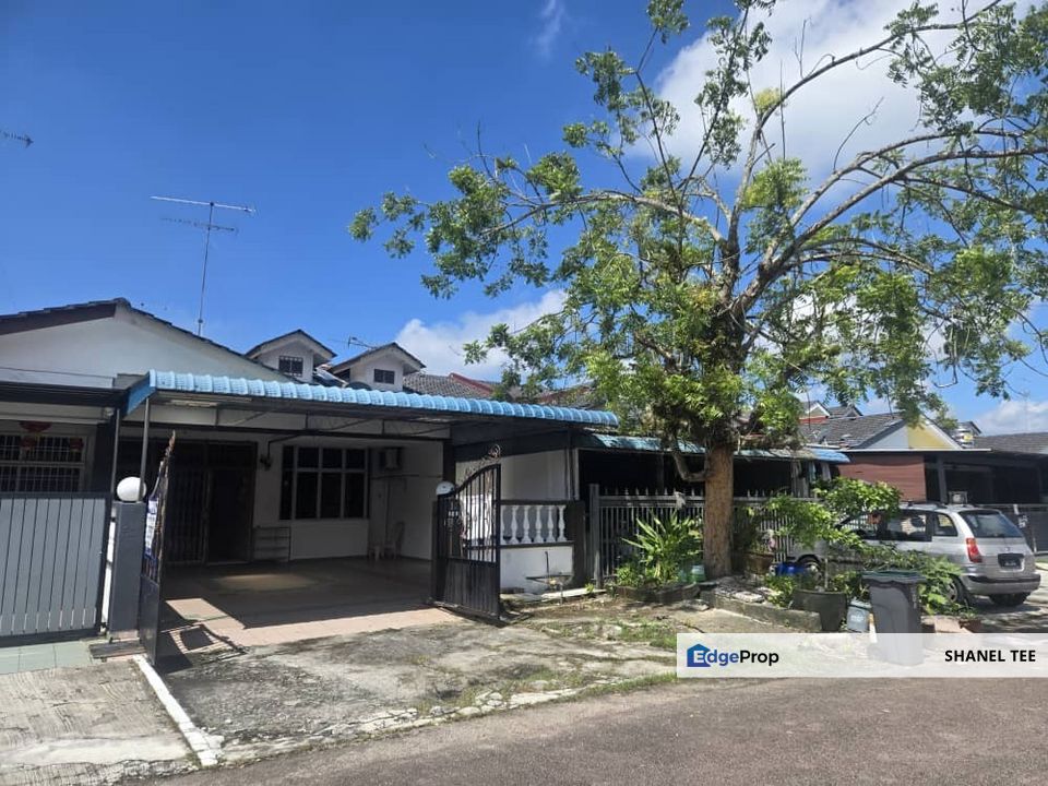 Taman Sri Kluang Single Storey House For Sale, Johor, Kluang